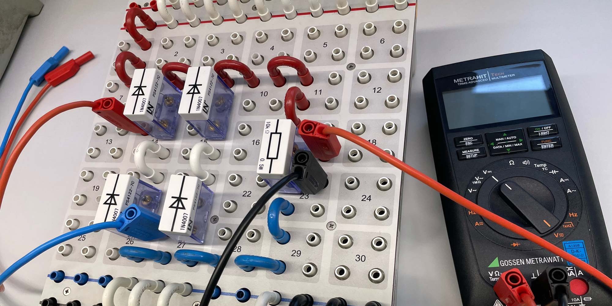 BSZ ET Dresden Elektrotechnik…