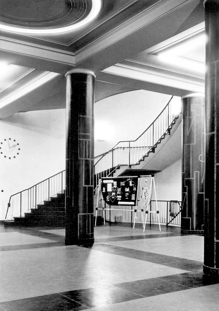 Vorgeschichte BSZET - 1959 Eingangshalle