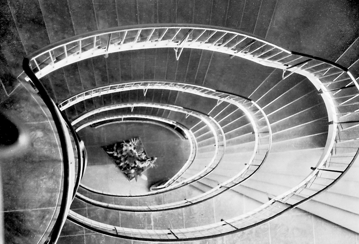 Vorgeschichte BSZET - 1961 Treppenhaus im Turm